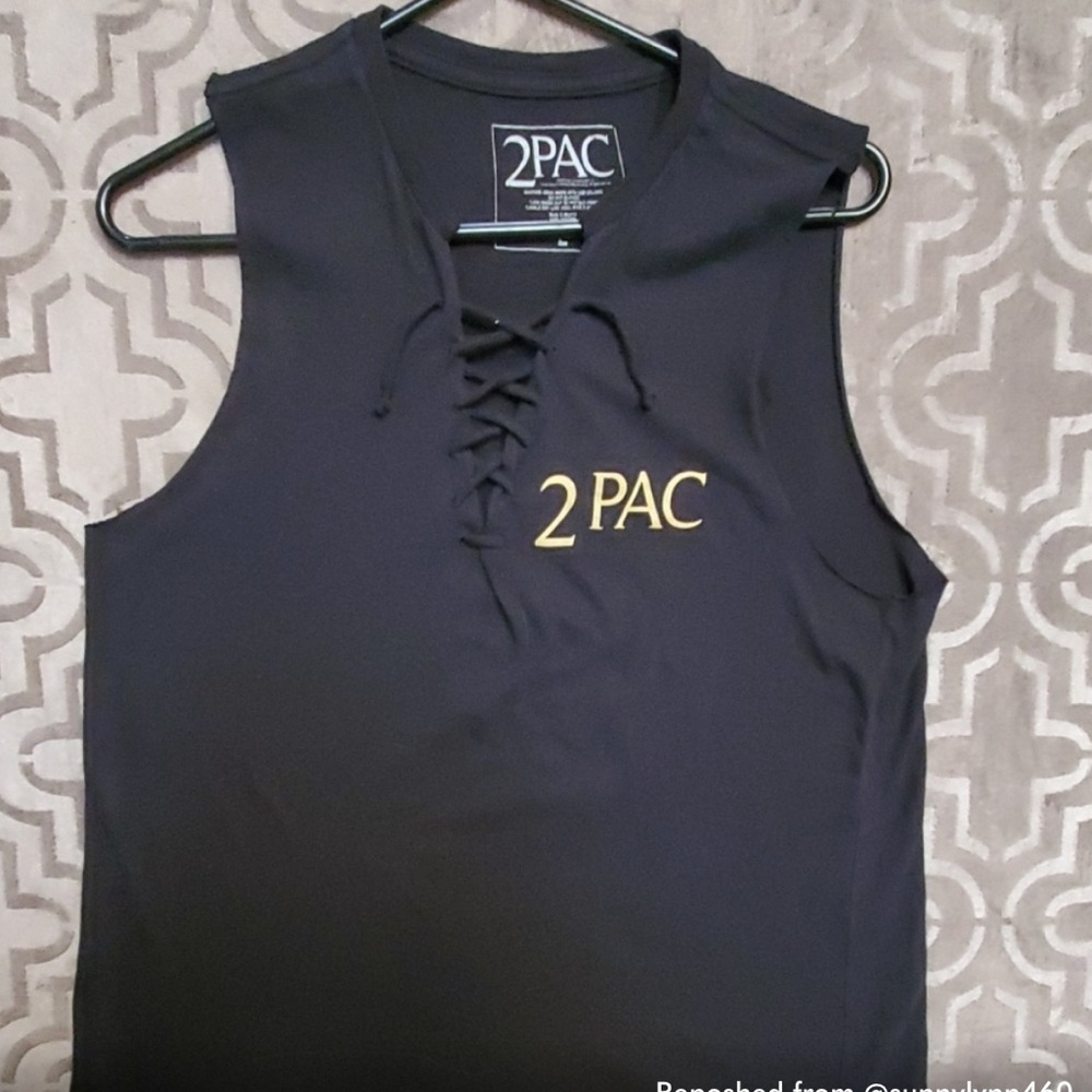 Black 2PAC Lace-up women’s Graphic Tank with Red Rose🌹 Design SzL GUC *Worn Once